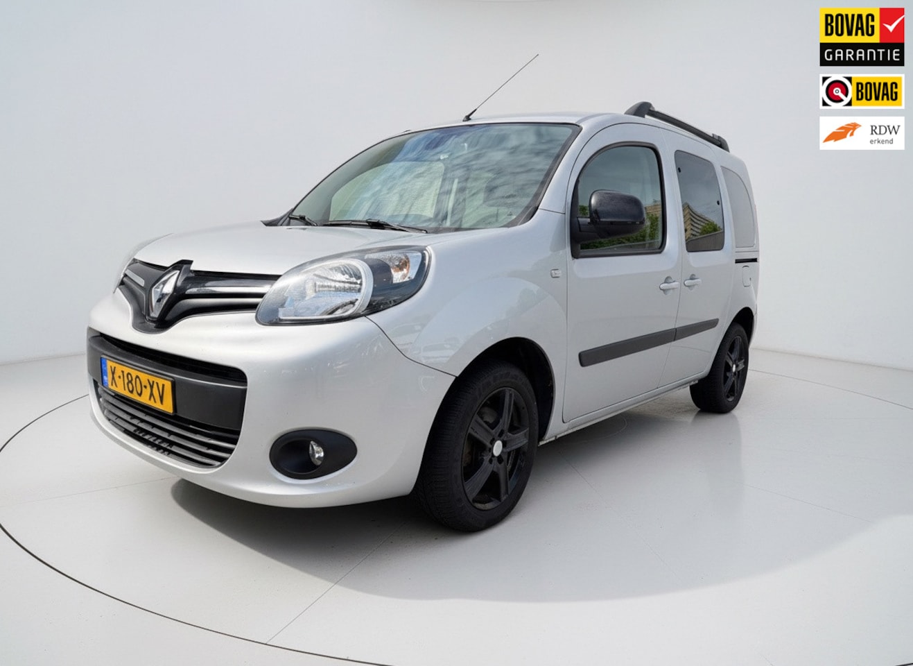 Renault Kangoo Family - 1.2 TCe Limited Start&Stop| 2 schuifdeuren - AutoWereld.nl
