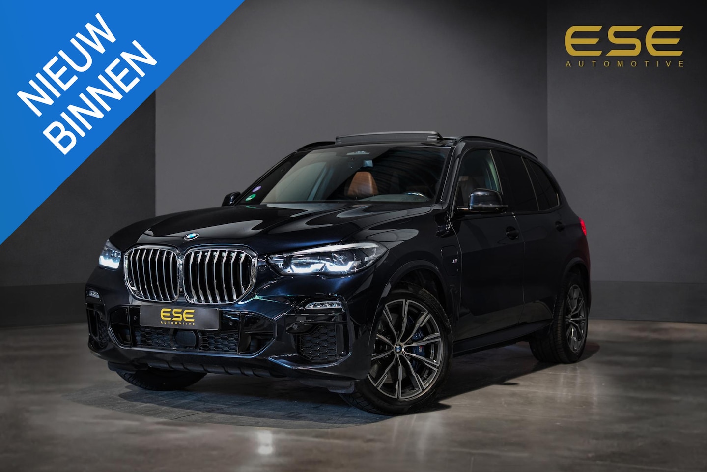 BMW X5 - xDrive45e M-Sport | Panorama | Skylounge | H&K | 360 Camera | Softclose | Memory - AutoWereld.nl