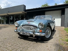 Austin Mk III - Austin Healey 3000