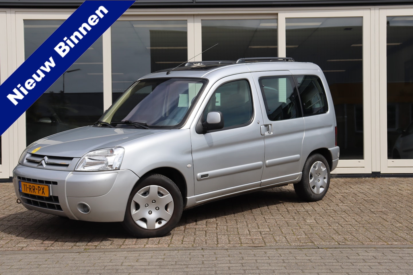 Citroën Berlingo - 1.6i Multispace Attraction 1.6i Multispace Attraction, AIRCO, TREKHAAK, CRUISE Prijs Is Rijklaar - AutoWereld.nl