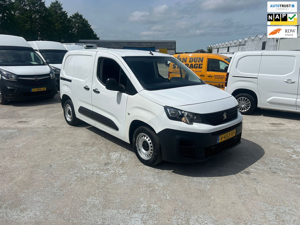 Peugeot Partner - 1.6 BlueHDI Pro airco euro 6 - AutoWereld.nl