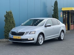 Skoda Octavia - 1.0 TSI Greentech Ambition Business CARPLAY/ANDROID | STOELVERW | CRUISE | NAV | PDC | DAB