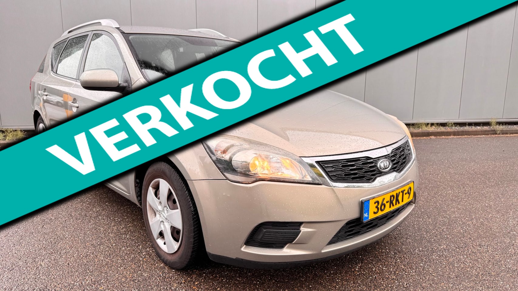 Kia Cee'd Sporty Wagon - 1.4 CVVT X-ecutive 1.4 CVVT X-ecutive - AutoWereld.nl