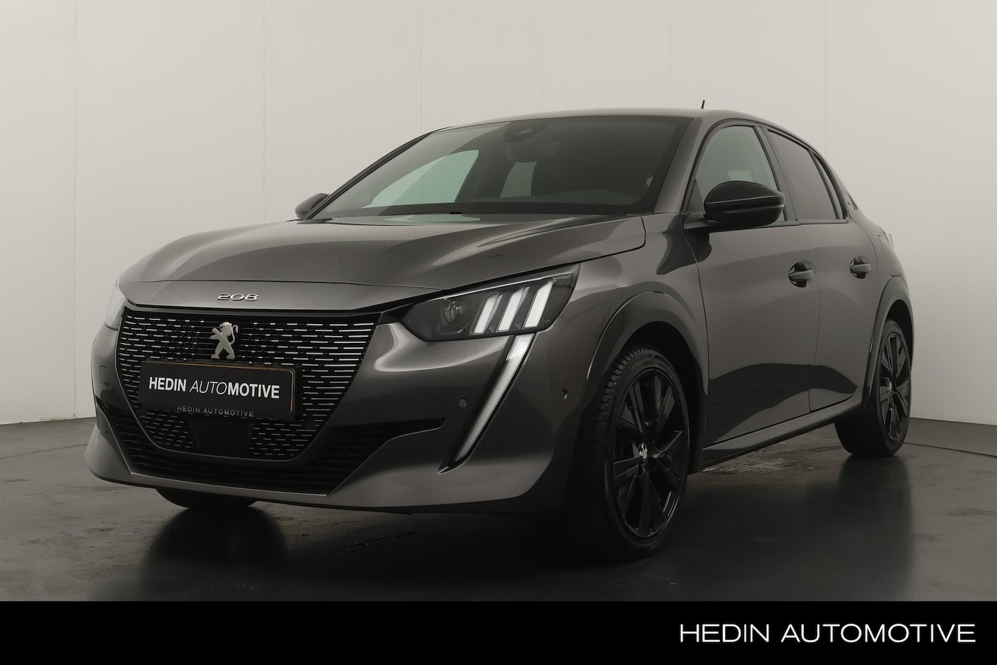Peugeot 208 - 1.2 100pk GT Automaat | Adaptieve Cruise Control | Parkeer Camera | Navigatie | Keyless | - AutoWereld.nl