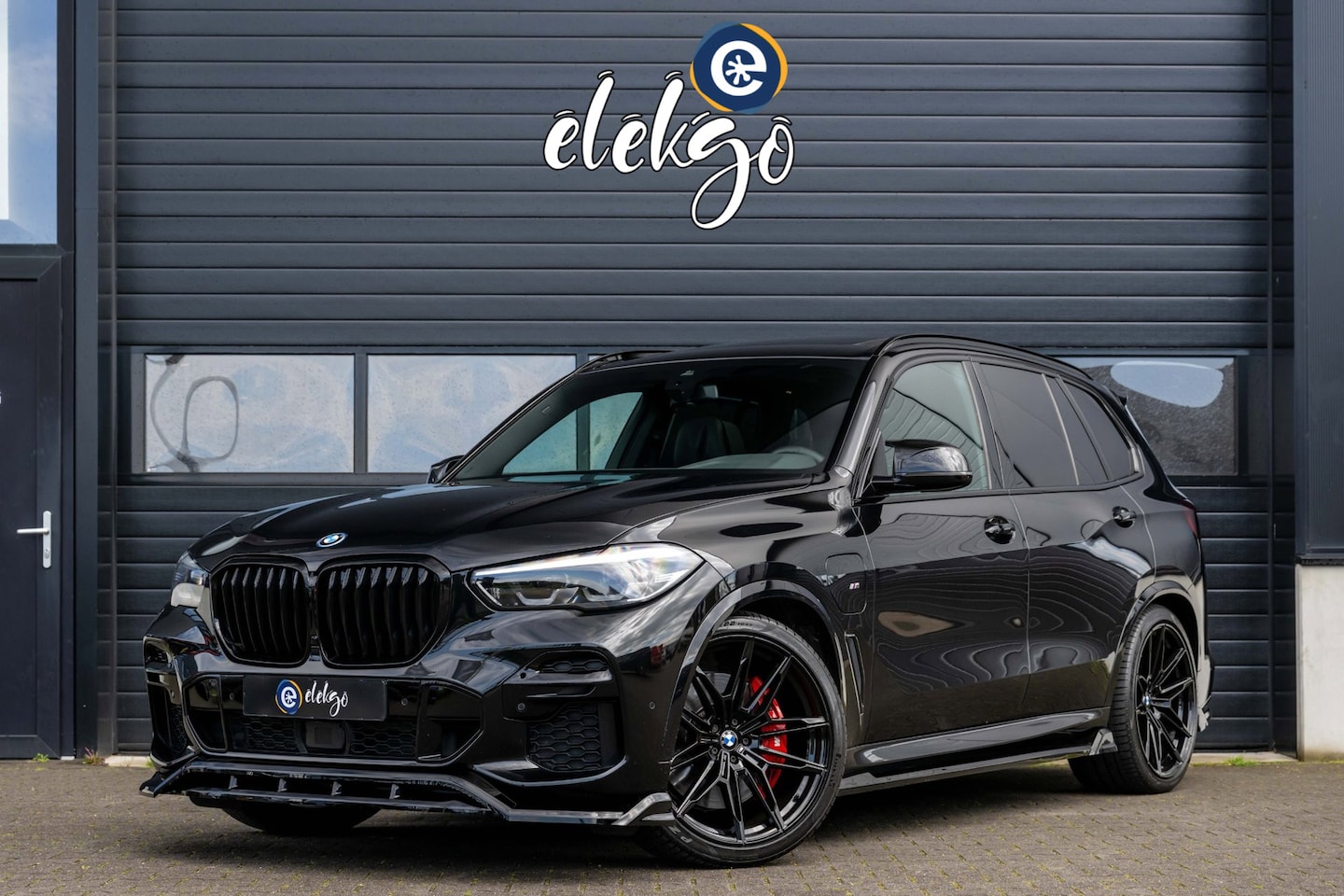 BMW X5 - XDrive45e High Executive M-Sport|BTW|ACC|Pano|Trekhaak|22"| - AutoWereld.nl