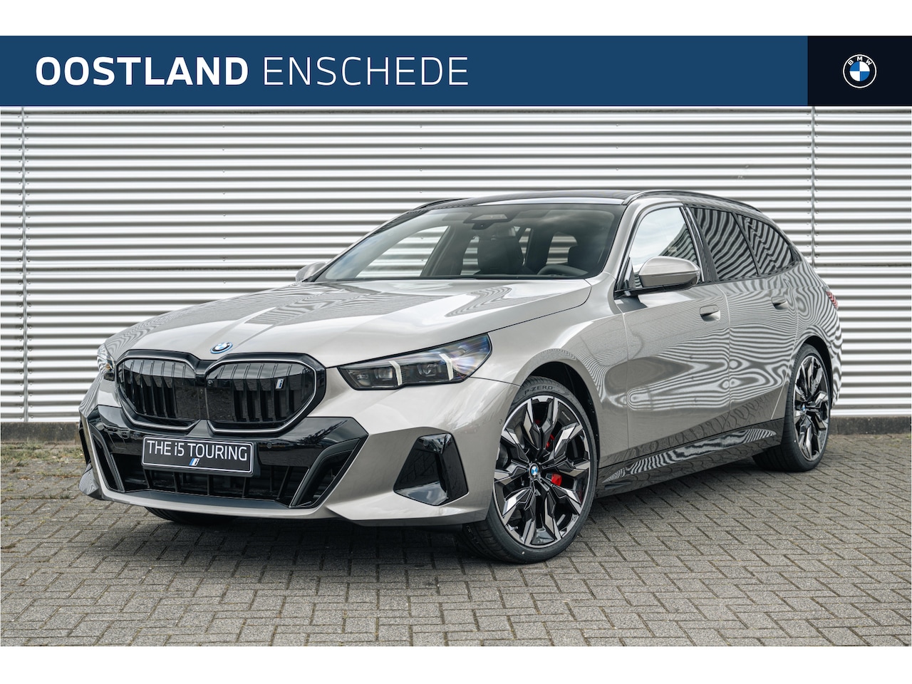 BMW i5 - xDrive40 M Sport / Panoramadak / Bowers & Wilkins / Adaptief onderstel professional / Park - AutoWereld.nl