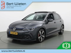 Volkswagen Golf - 1.4 eHybrid GTE SOH 93% | Geen import | Schuifdak | Sfeer verlic