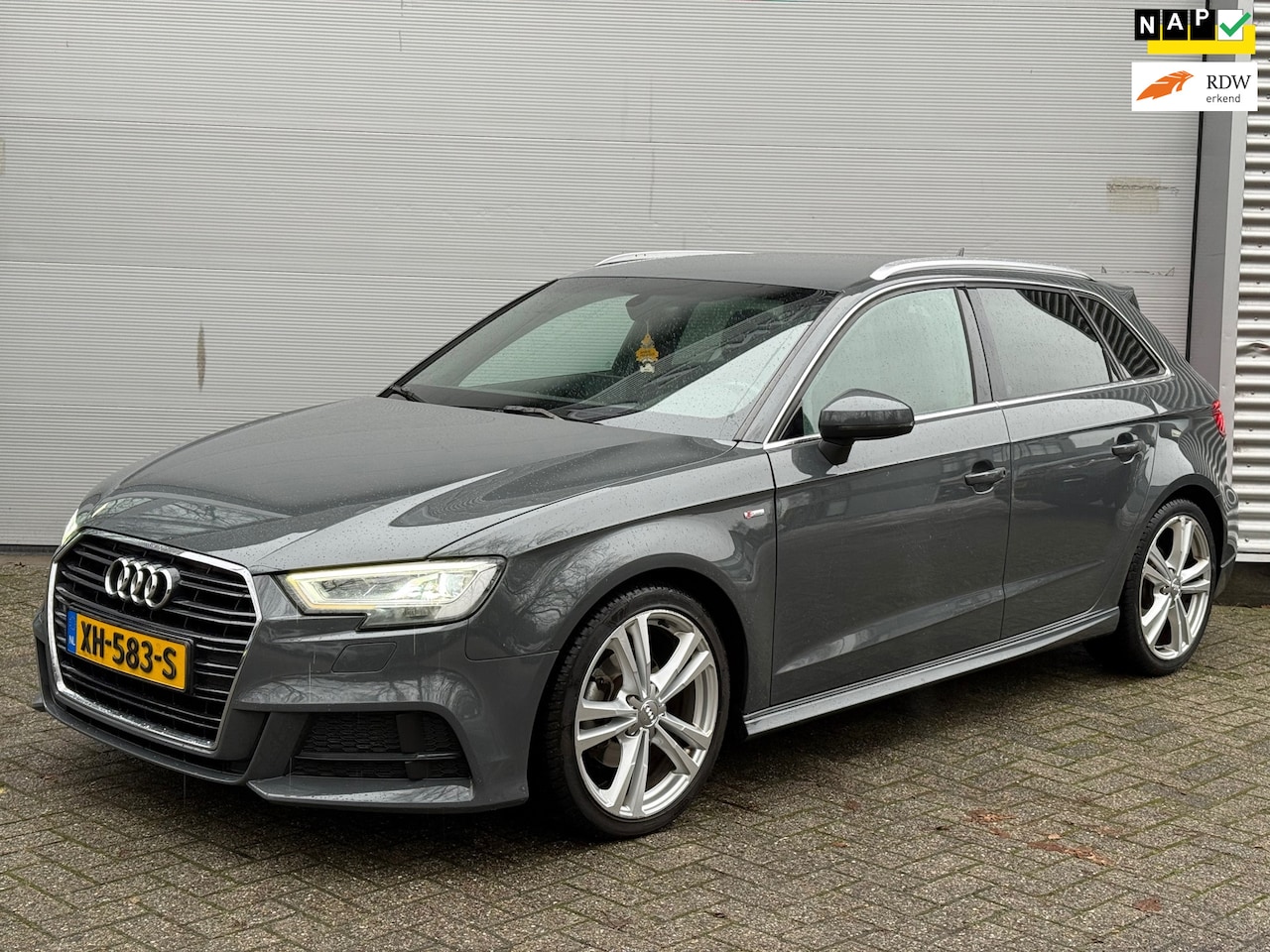 Audi A3 Sportback - 30 TFSI Sport S Line Edition l Virtual l Distr VV l Navi l Cruise l Xenon l VDOH l - AutoWereld.nl