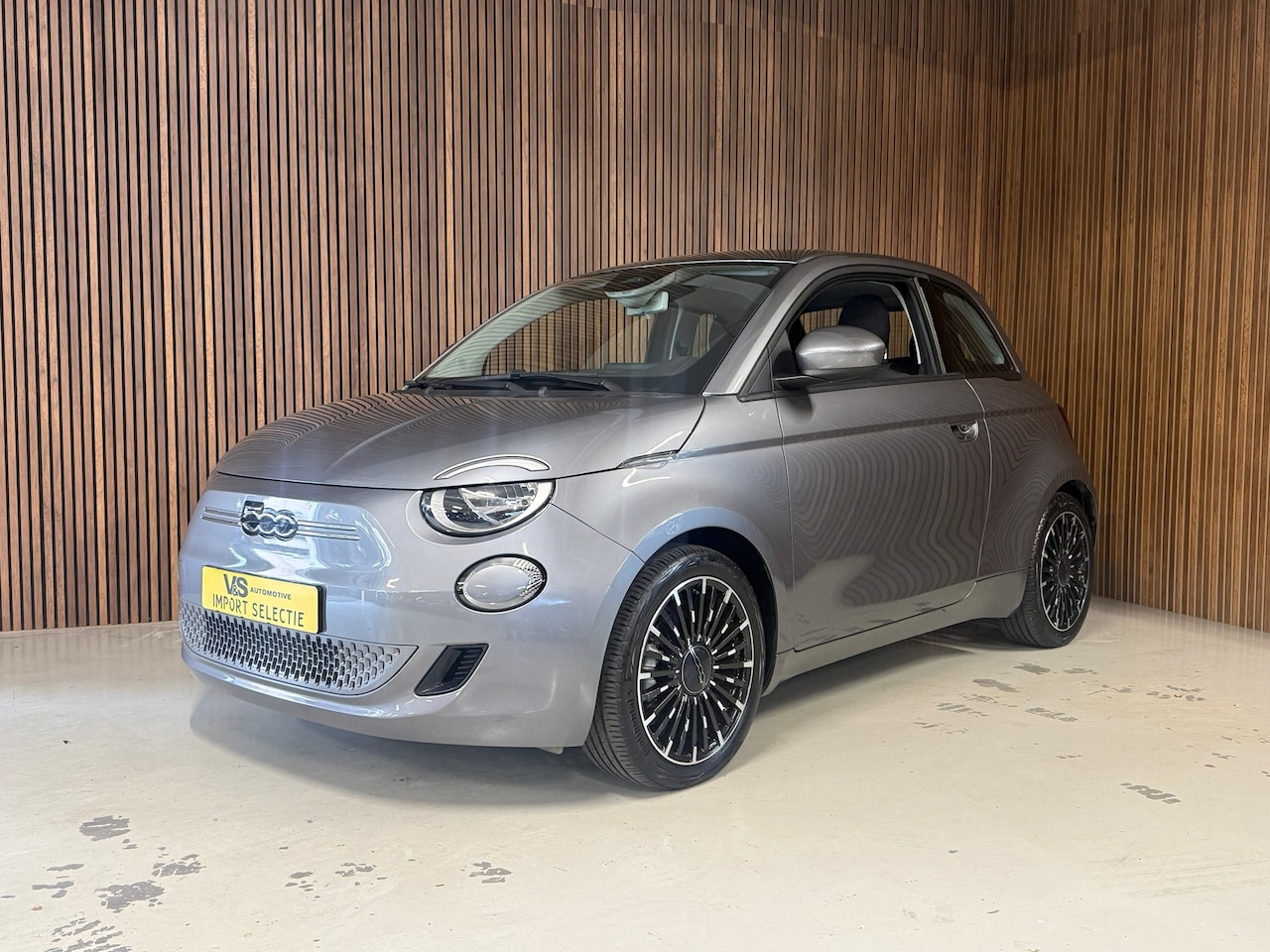 Fiat 500 - Icon 42 kWh - SOH 95% - Carplay - Camera - AutoWereld.nl