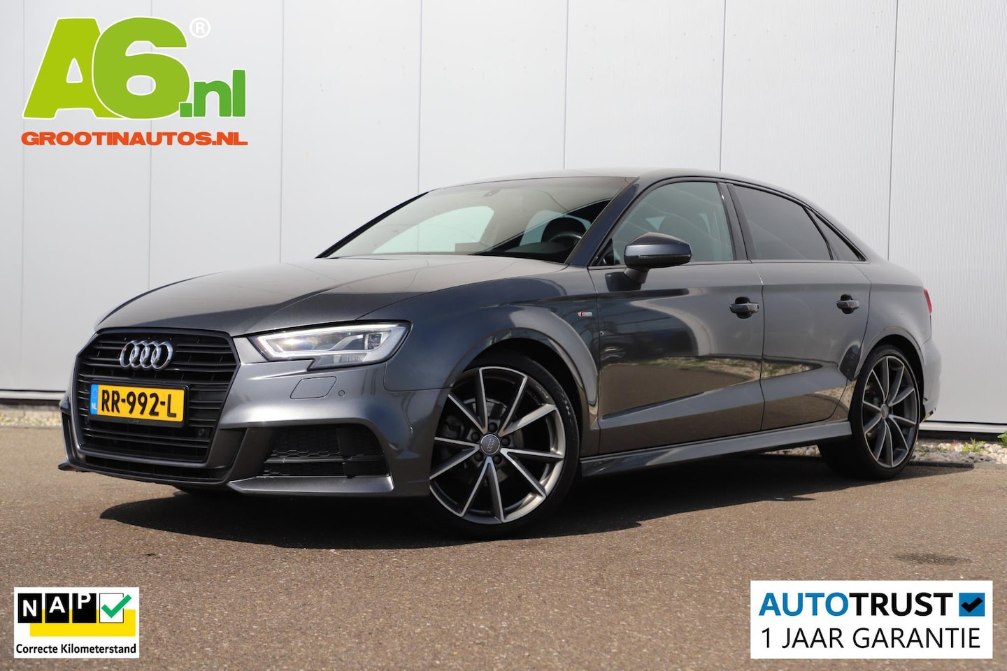 Audi A3 Limousine - 1.5 TFSI CoD Sport S Line Edition Automaat 150PK Black Optic 19 inch RS Velgen Navigatie C - AutoWereld.nl