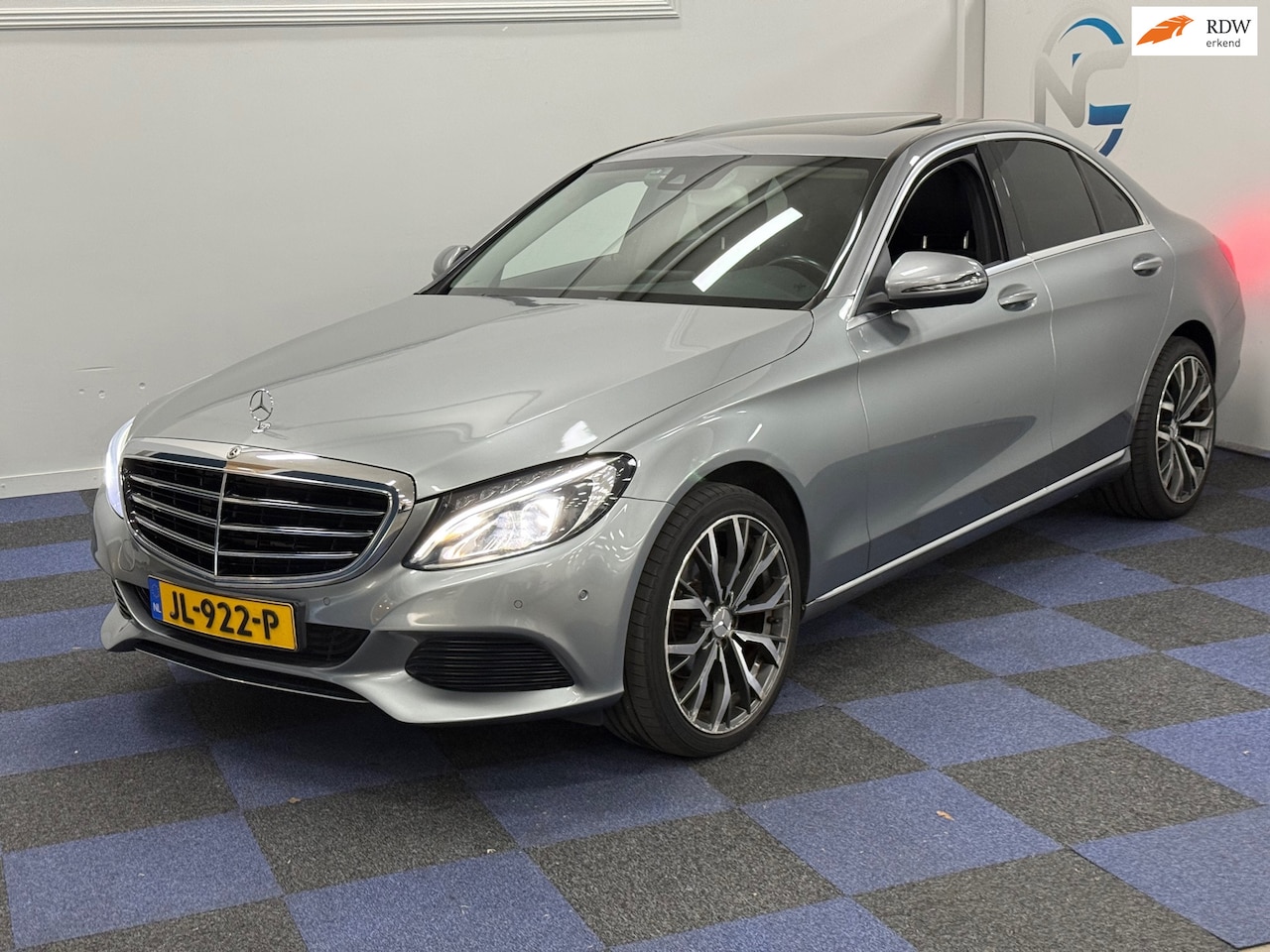 Mercedes-Benz C-klasse - 180 Prestige / AUTOMAAT / SCHUIFKANTELDAK / DEALER ONDERHOUDEN - AutoWereld.nl