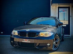 BMW 1-serie Coupé - 120i High Executive | M-Sportpakket | Navi Proff. | Leder | Xenon | Cruise | 18 Inch Sport