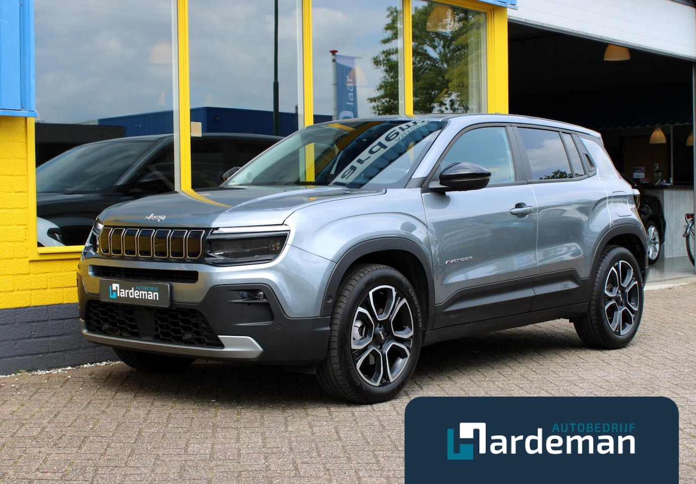 Jeep Avenger - Summit 54 kWh LED Carplay - AutoWereld.nl