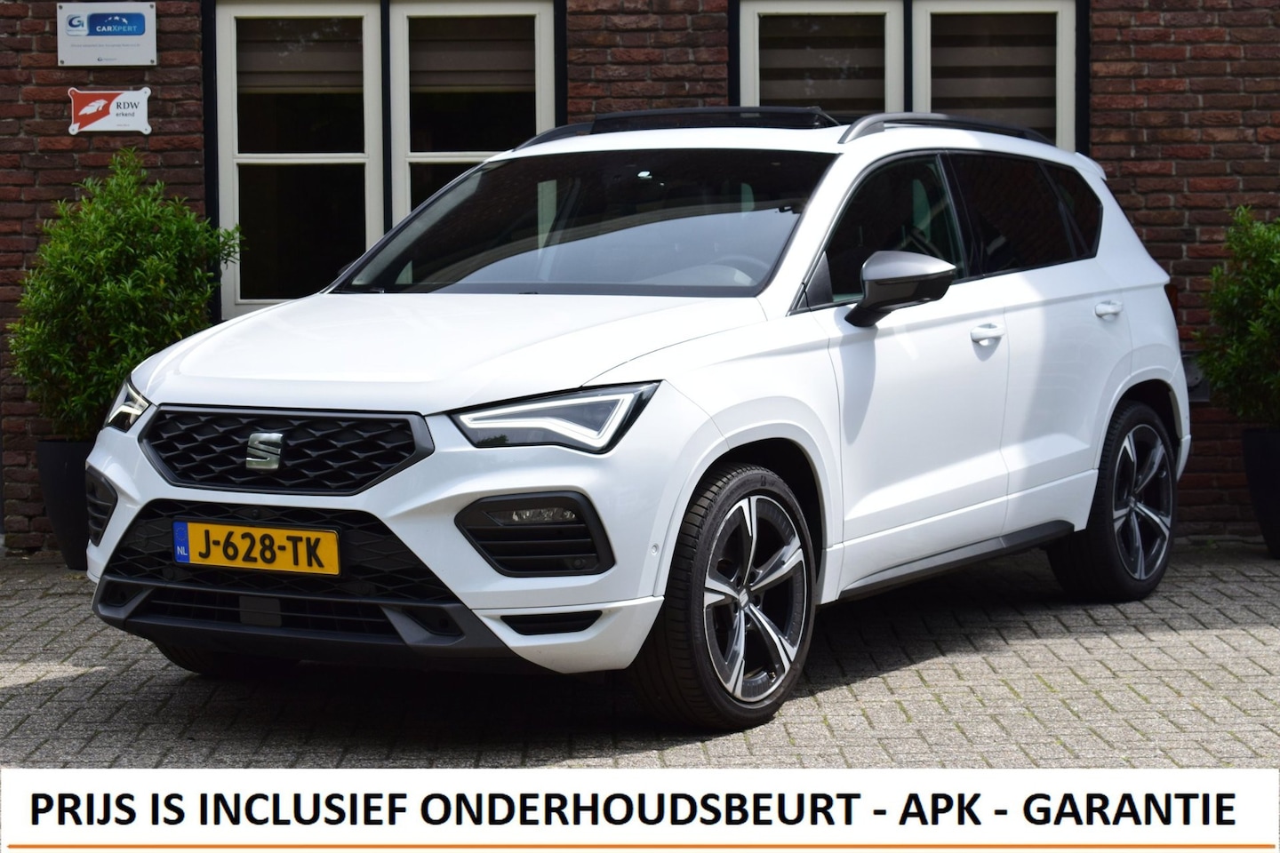 SEAT Ateca - 1.5 TSI FR Intense Full options | Panoramadak | Carplay | 360Cam | Keyless - AutoWereld.nl