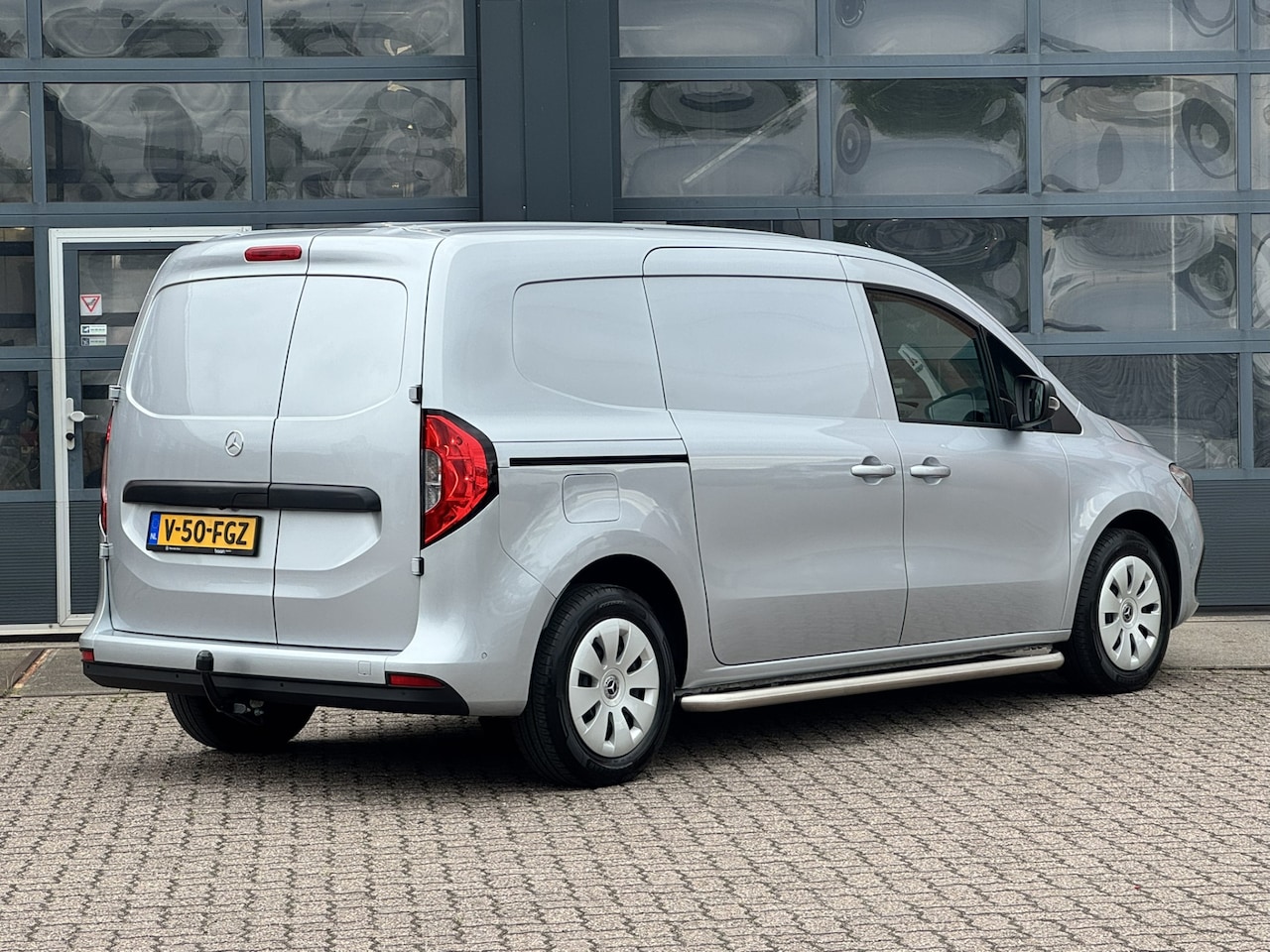 Mercedes-Benz eCitan - L2 Pro 51 kWh | Snelladen | Trekhaak | Certified 24 mnd garantie - AutoWereld.nl