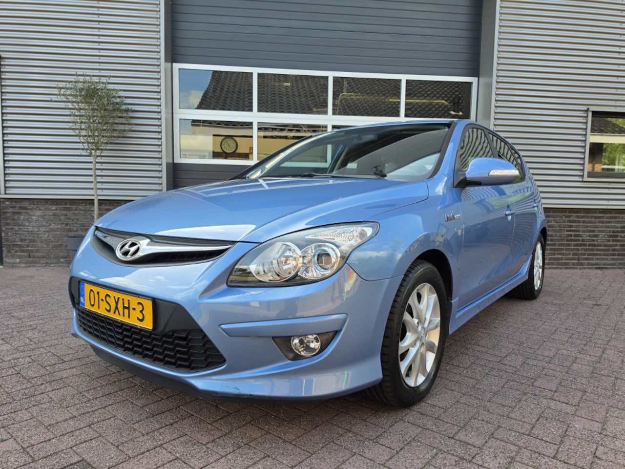 Hyundai i30 - | NL Auto | Trekhaak | Airco | 1.6i i-Motion - AutoWereld.nl