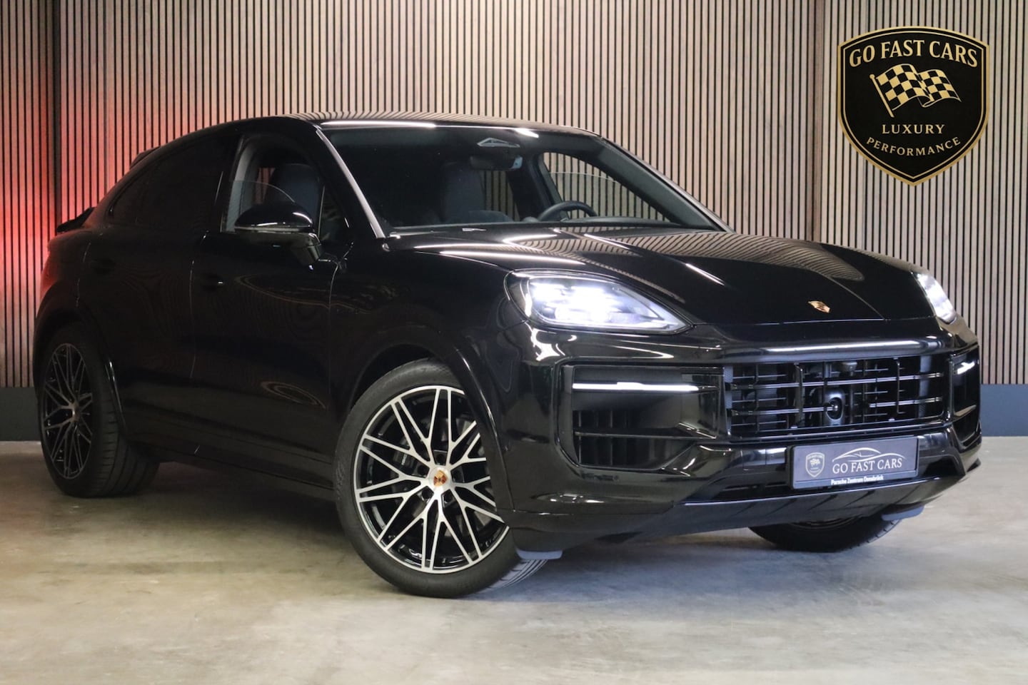 Porsche Cayenne Coupé - 3.0 E-Hybrid Black Edition 3.0 E-Hybrid Black Edition - AutoWereld.nl