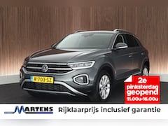Volkswagen T-Roc - 1.0 TSI 110pk Style Trekhaak LED Virtual Cockpit Navigatie