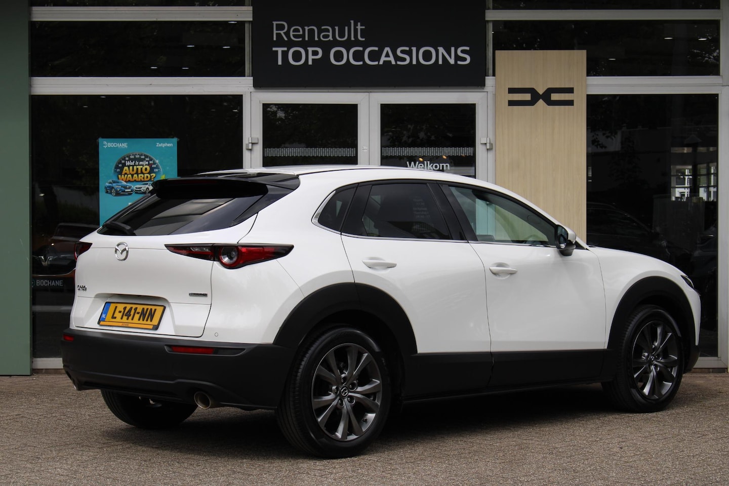 Mazda CX-30 - 2.0 e-SkyActiv-X M Hybrid Luxury | Panoramadak | Bose | Dodehoekdetectie - AutoWereld.nl