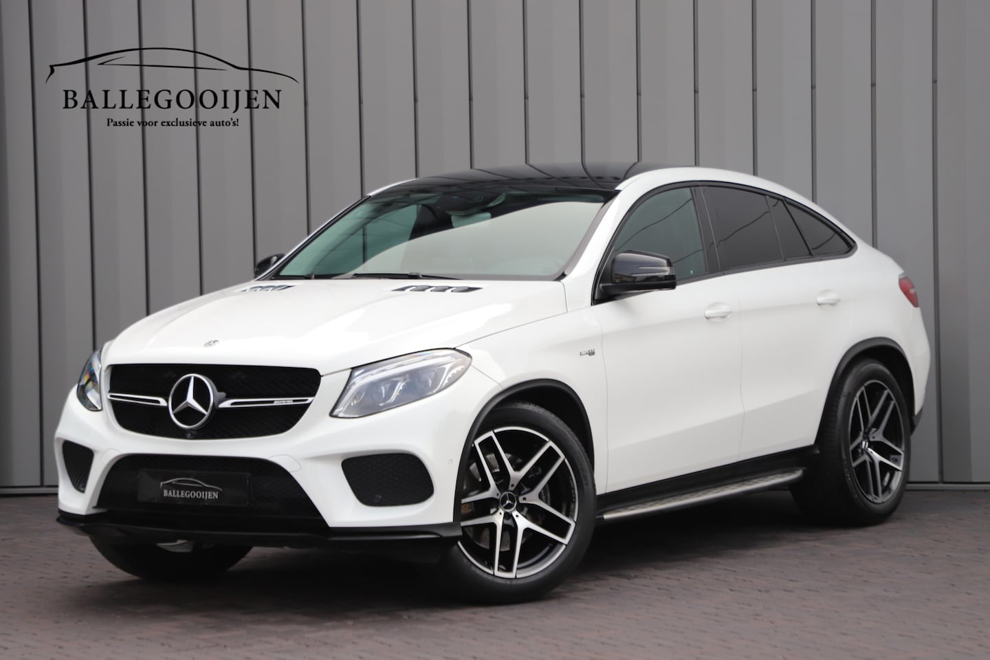 Mercedes-Benz GLE-Klasse Coupé - AMG 43 4-Matic | 390PK | Luchtvering | Sfeerverlichting | Memory | ILS | Leder | 360" Came - AutoWereld.nl