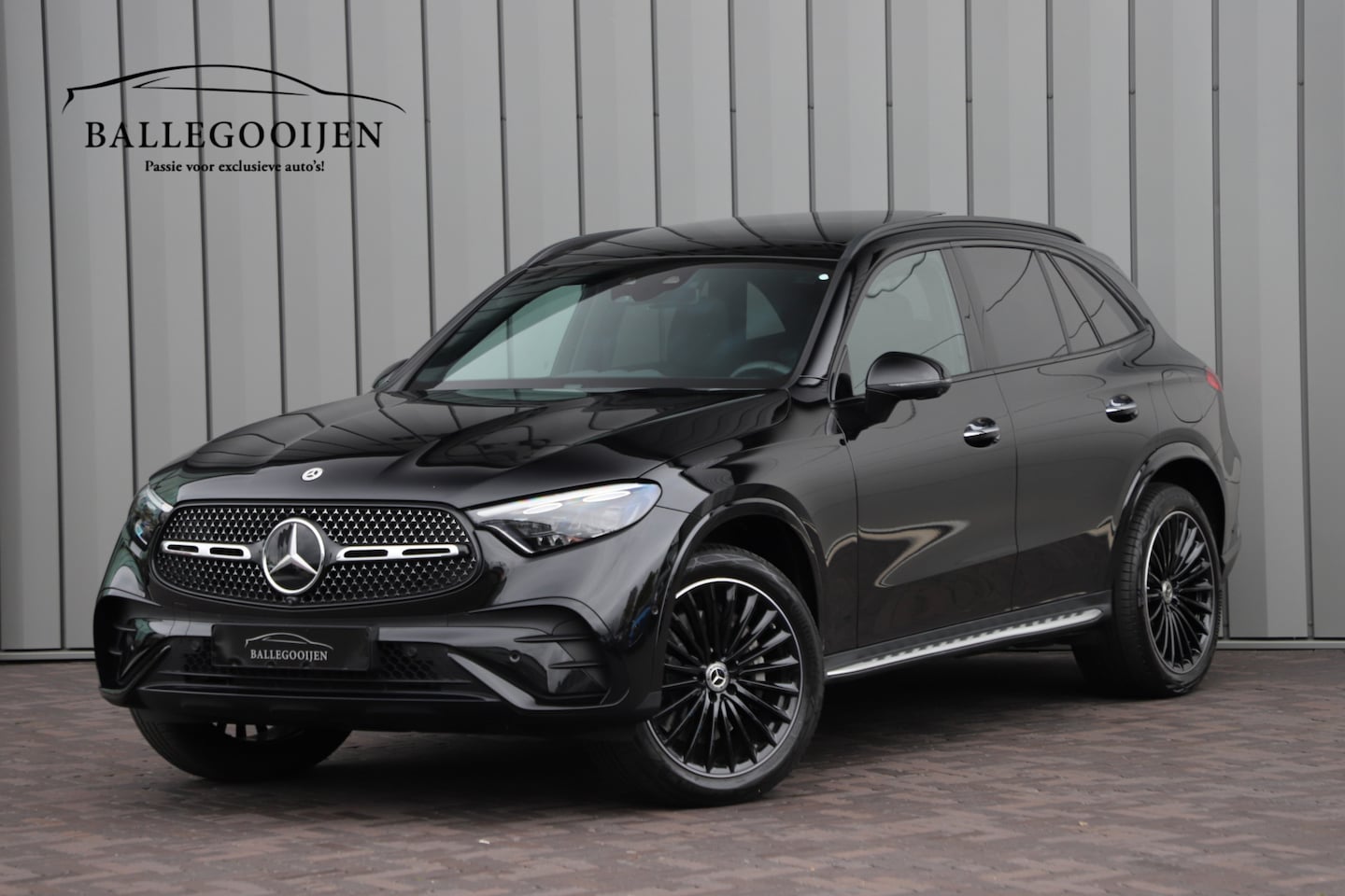 Mercedes-Benz GLC-klasse - 400e AMG 4-Matic | 381PK | Pano | Sfeerverlichting | Digital-light | Distronic | Stuurwiel - AutoWereld.nl