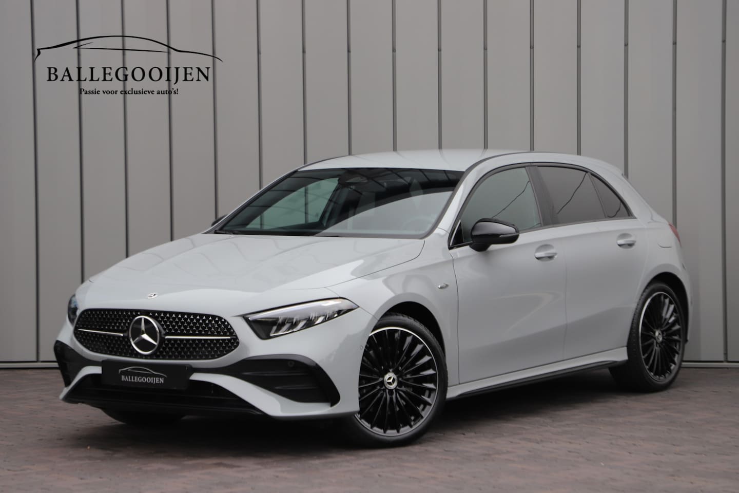 Mercedes-Benz A-klasse - 250e AMG | 218PK | Sfeerverlichting | Widescreen | Stuurverwarming | ACC+ | Standkachel | - AutoWereld.nl