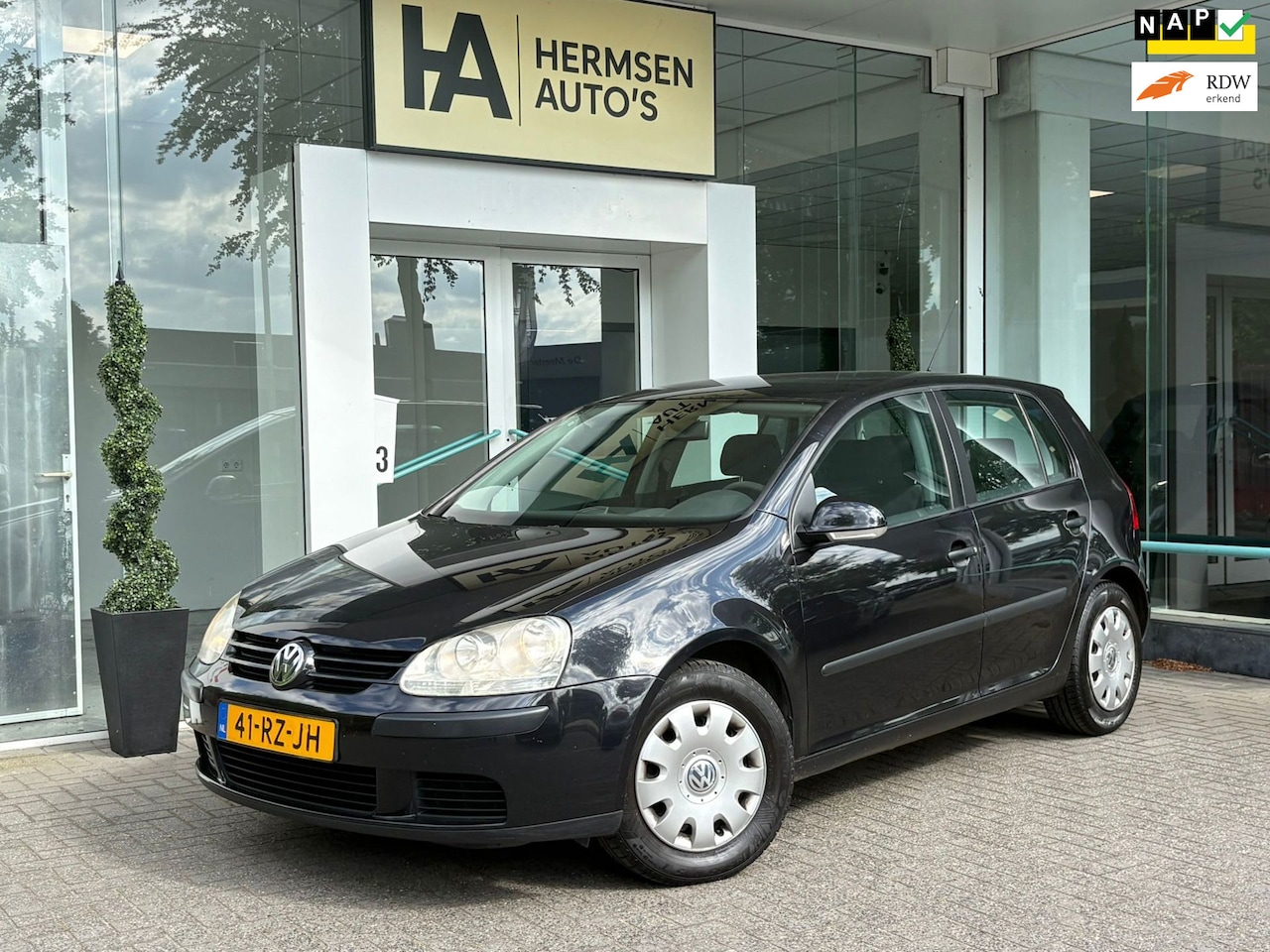 Volkswagen Golf - 2.0 SDI Turijn|5drs|Airco|Trekhaak|APK|NL| - AutoWereld.nl