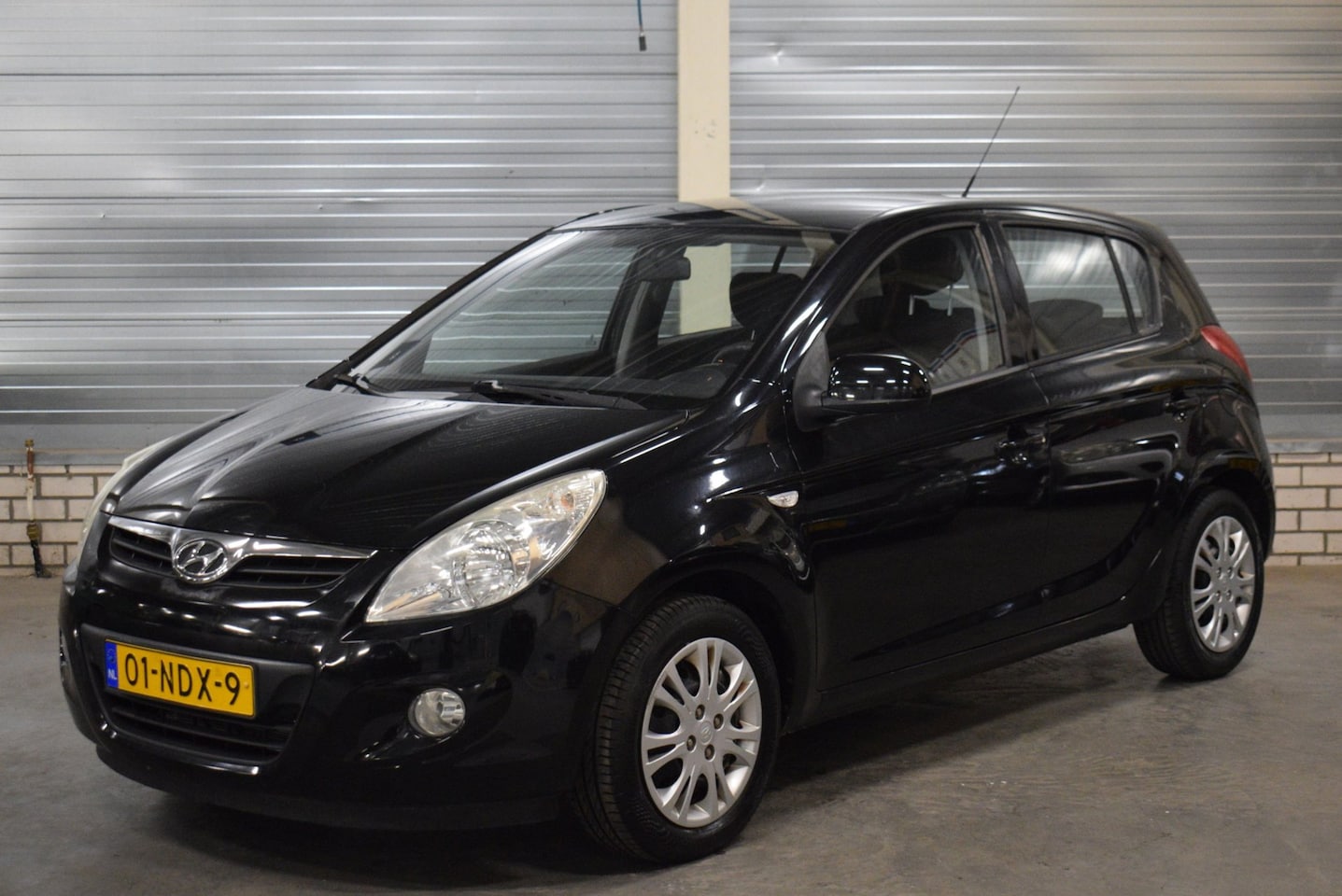 Hyundai i20 - 1.2i DynamicVersion + Airco - AutoWereld.nl