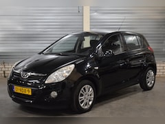 Hyundai i20 - 1.2i DynamicVersion + Airco