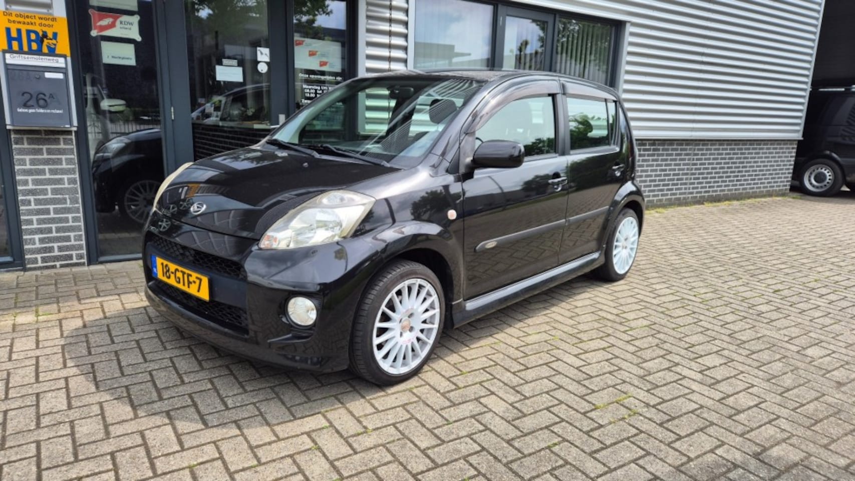 Daihatsu Sirion - 1.3-16V Sport airco El ramen Centr vergrendeling NAP - AutoWereld.nl