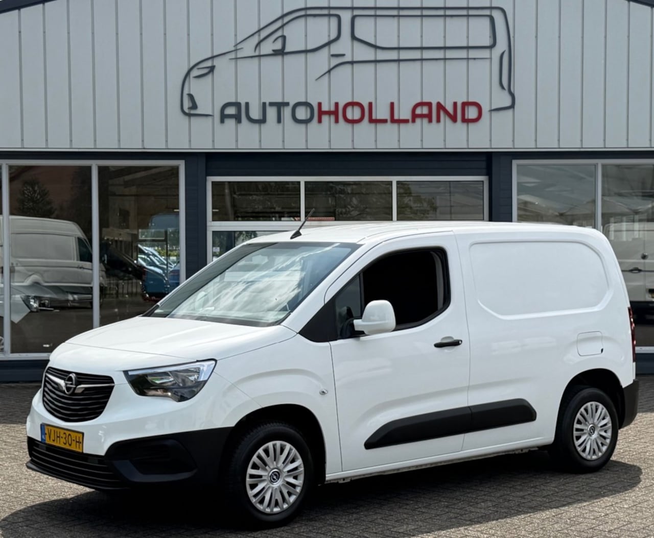 Opel Combo - 1.5D 56KW 76PK AIRCO/ CRUISE CONTROL/ NAVIGATIE/ TREKHAAK/ 100% DEALERONDERHOUDEN - AutoWereld.nl