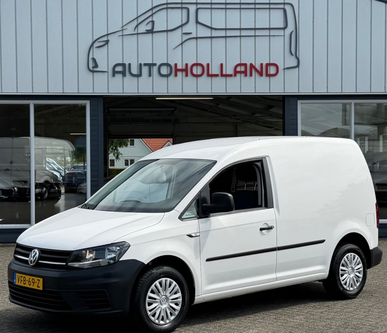 Volkswagen Caddy - 2.0 TDI 55KW 75PK EURO 6 AIRCO/ CRUISE CONTROL/ NAVIGATIE/ 100% DEALERONDERHOUDEN - AutoWereld.nl