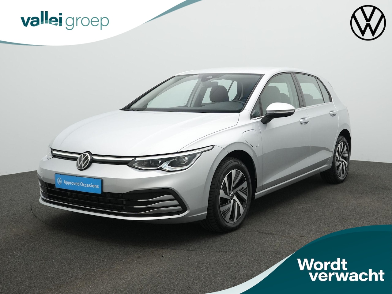 Volkswagen Golf - 1.4 eHybrid 204 pk Style | Geheugen-/massagestoel | Adaptive Cruise | Stuur-/stoelverwarmi - AutoWereld.nl