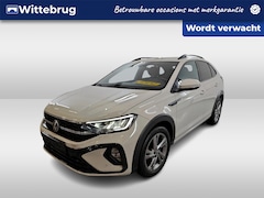 Volkswagen Taigo - 1.0 TSI R-Line Parkeersensoren / Navigatie / Comfort + multimedia pakket / LED verlichting