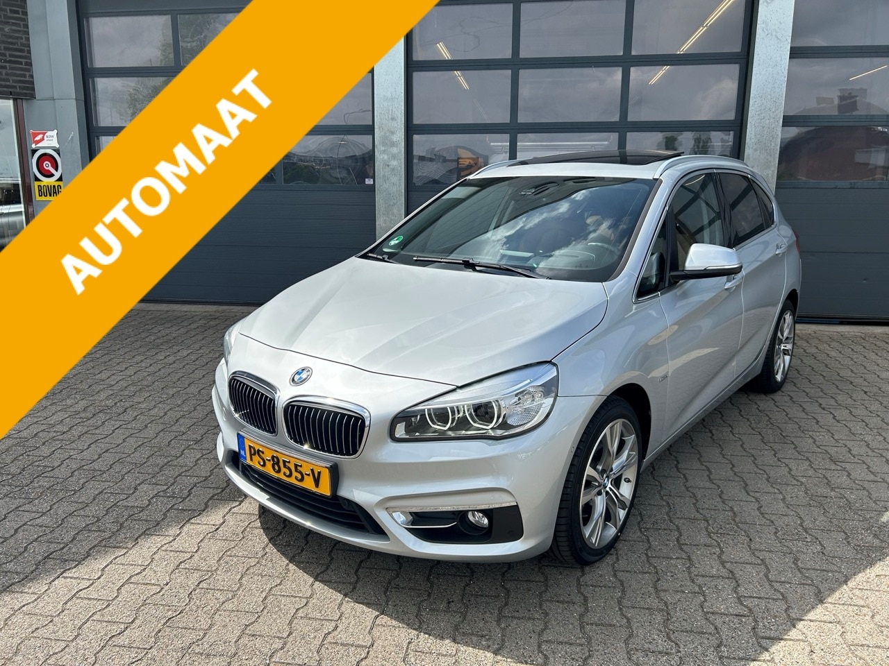 BMW 2-serie Active Tourer - (f45) 220i 192pk Automaat High Executive - AutoWereld.nl