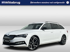 Skoda Superb Combi - 1.4 TSI iV 218PK Style / Fabrieksgarantie tm 20-2-28 / Black Pack / LED Matrix / Achteruit