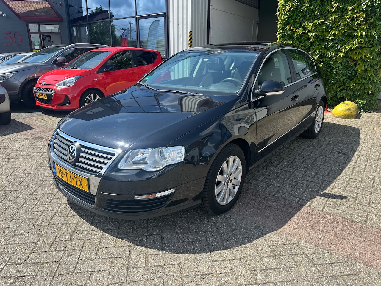 Volkswagen Passat - 2.0 FSI Comfortline 2.0 FSI Comfortline - AutoWereld.nl