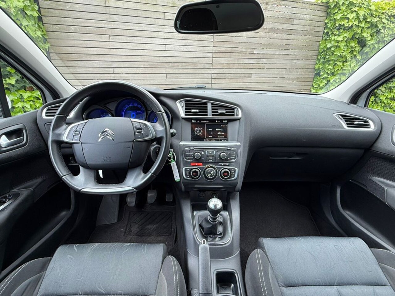 Citroën C4 - 1.2 PureTech Ligne Business - AutoWereld.nl
