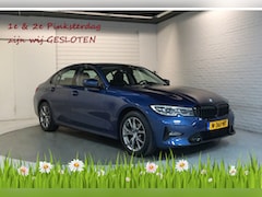 BMW 3-serie - 318i Automaat | Carplay | LED | DAB+ | Sportstoel | RIJKLAAR