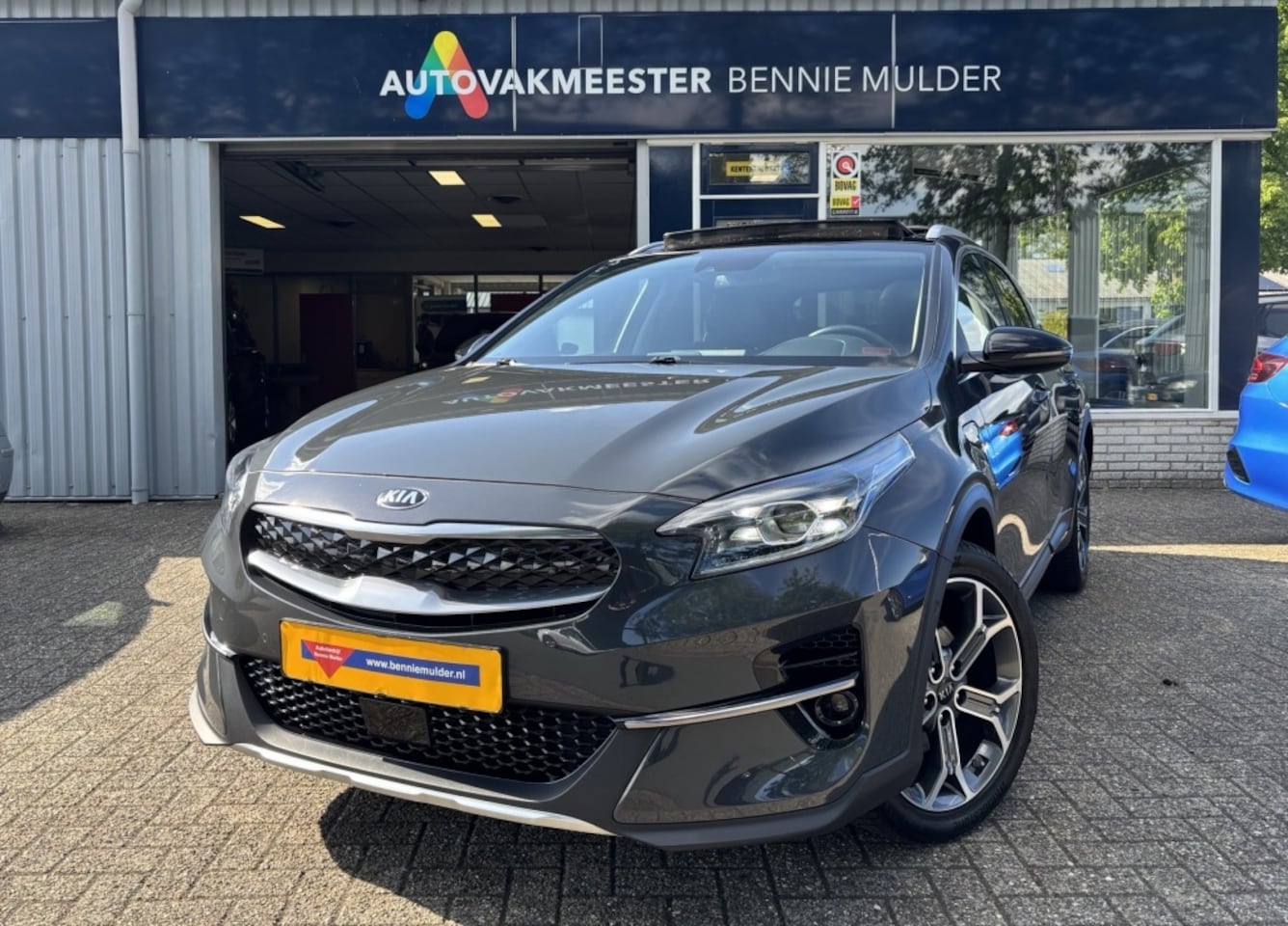 Kia XCeed - 1.6 GDi PHEV Ex. Line SCHUIFDAK / TREKHAAK / LED / LEDER - AutoWereld.nl