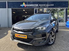 Kia XCeed - 1.6 GDi PHEV Ex. Line SCHUIFDAK / TREKHAAK / LED / LEDER
