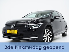 Volkswagen Golf - 1.4 eHybrid Style 204PK | Massage | Head Up | Virtual | Keyless | Adaptive Cruise | Carpla