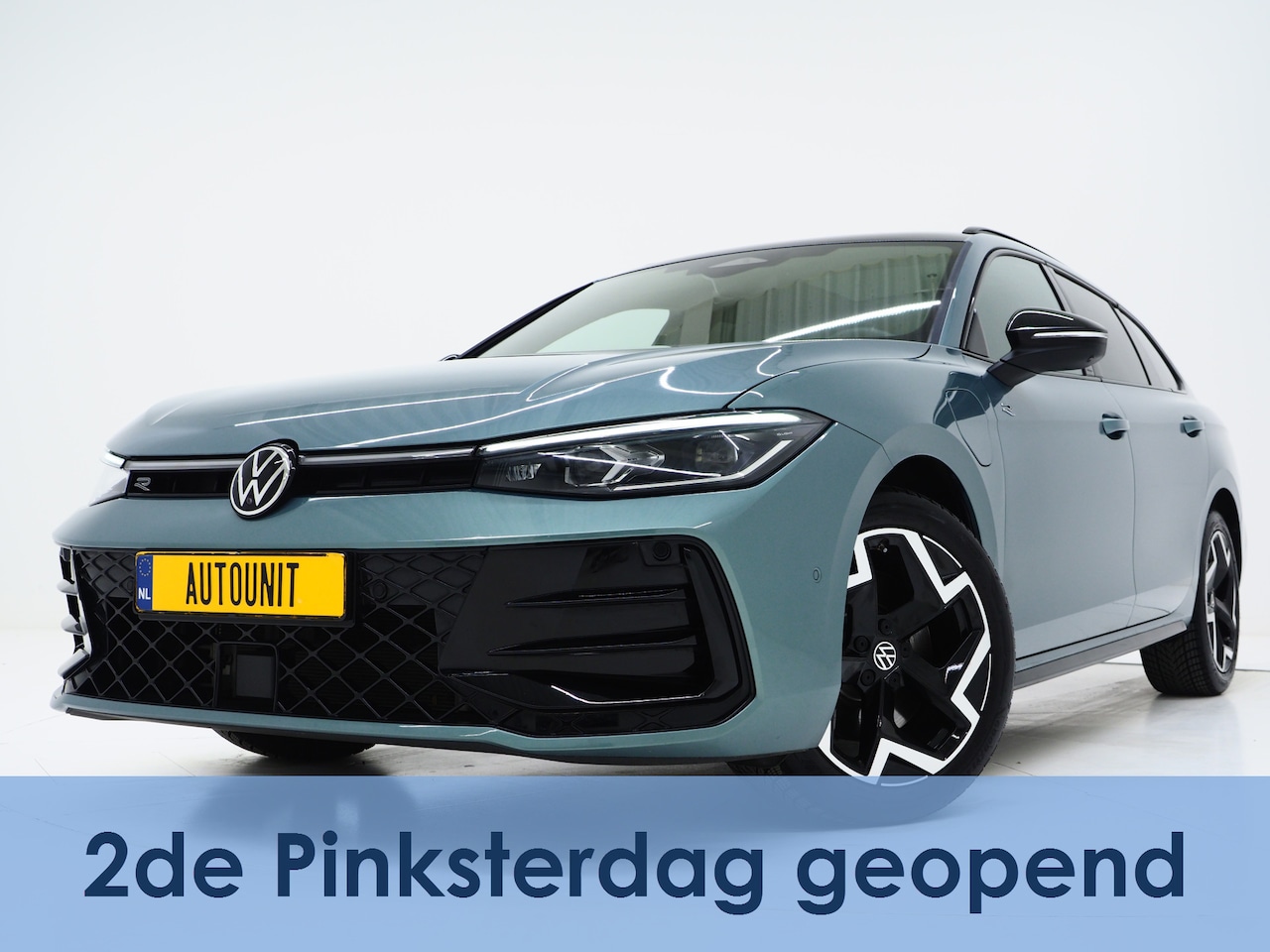 Volkswagen Passat Variant - 1.5 eHybrid R-Line Edition | Panoramadak | Vol Leder | Harman/Kardon | HUD | Massage | Tre - AutoWereld.nl