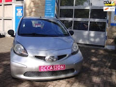 Toyota Aygo - 1.0-12V