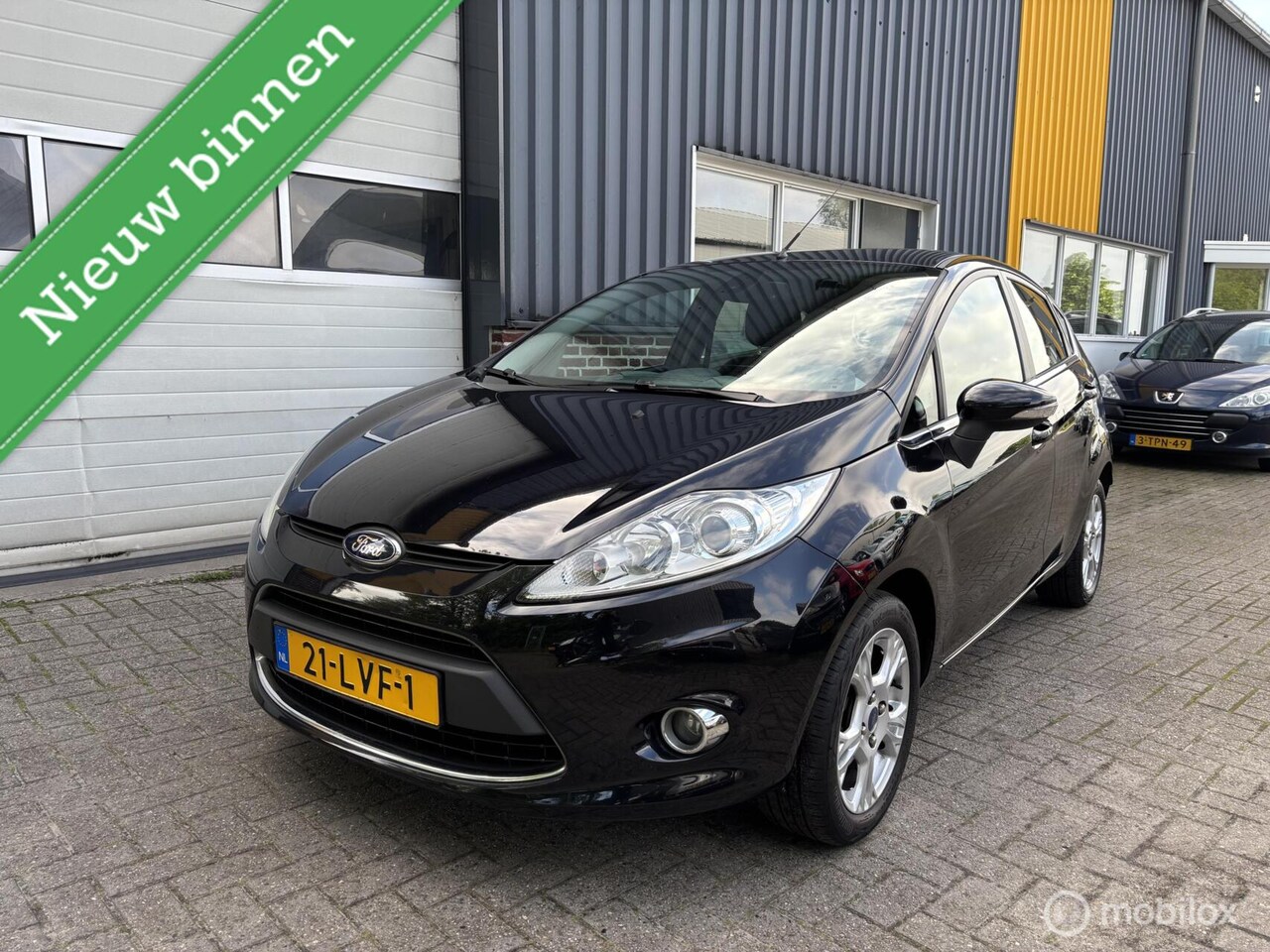 Ford Fiesta - 1.25 Titanium NETTE AUTO! - AutoWereld.nl