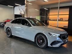 Mercedes-Benz E-klasse - 300 e AMG Line 2024 Nardo Grey full option
