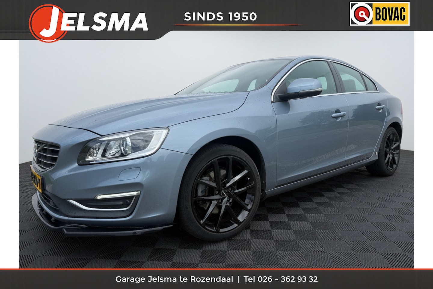 Volvo S60 - 2.0 T3 Nordic+ Luxury-line, Schuifdak | Leer | Trekhaak - AutoWereld.nl