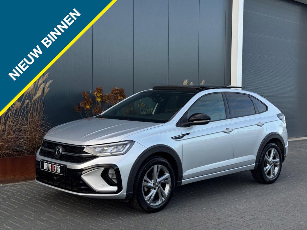 Volkswagen Taigo - 1.0 TSI 3x R-Line | Pano | Digital Dash | ACC - AutoWereld.nl