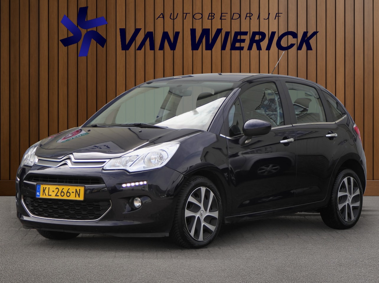 Citroën C3 - 1.2 PureTech Selection | Apple Carplay | Cruise | Clima | Parkeersensoren | Trekhaak | NAP - AutoWereld.nl