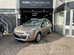 Renault Clio Estate - 1.2 TCE Collection/ 1JR. APK/airco/Navi/Cruise control/LM Velgen